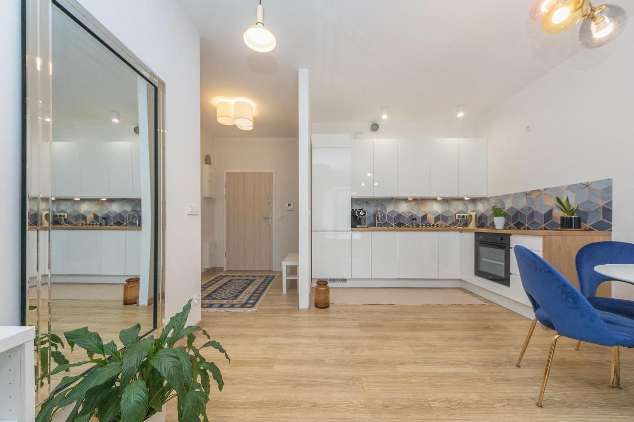 Abrahama Comfort Apartments Gdynia Bagian luar foto